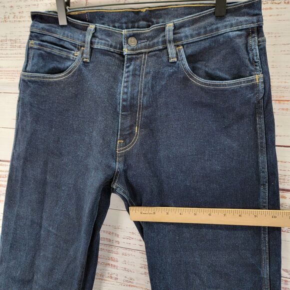 Levis Workwear Fit Jeans Mens Size 33 x 32 Dark Blue Denim - Picture 4 of 11